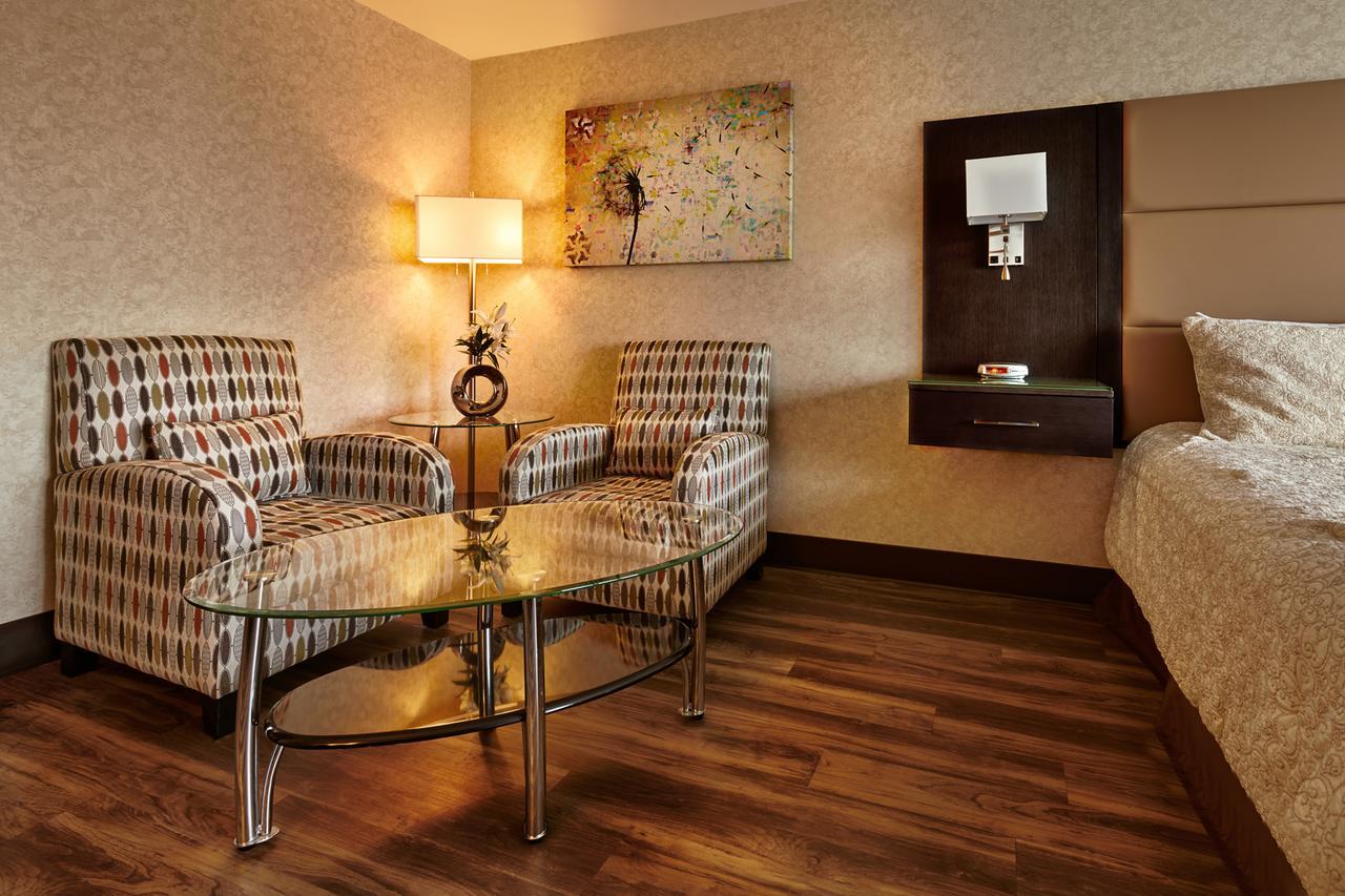 The Lonsdale Quay Hotel North Vancouver Extérieur photo
